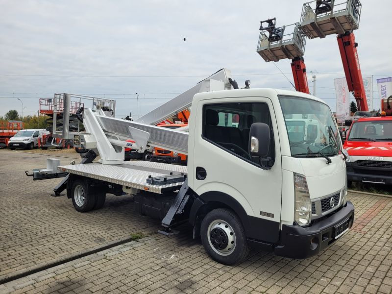 Nissan Cabstar NT400 podnośnik koszowy 20 m Multitel HX195 bucket truck boom lift - Camión con plataforma elevadora: foto 3 Nissan Cabstar NT400 podnośnik koszowy 20 m Multitel HX195 bucket truck boom lift - Camión con plataforma elevadora: foto 3