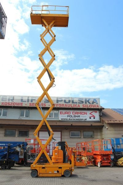 Plataforma de tijeras podnośnik nożycowy elektryczny 14 m Haulotte Compact 14: foto 6 Plataforma de tijeras podnośnik nożycowy elektryczny 14 m Haulotte Compact 14: foto 6