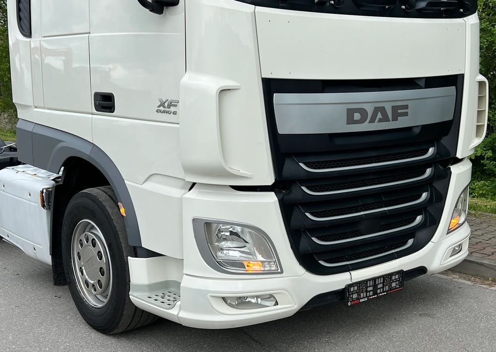 DAF *DAF XF 106 410 Euro 6 RETARDER KLIMA SPROWADZONY SUPER STAN CIĄGNIK SIODŁOWY - Cabeza tractora: foto 3 DAF *DAF XF 106 410 Euro 6 RETARDER KLIMA SPROWADZONY SUPER STAN CIĄGNIK SIODŁOWY - Cabeza tractora: foto 3