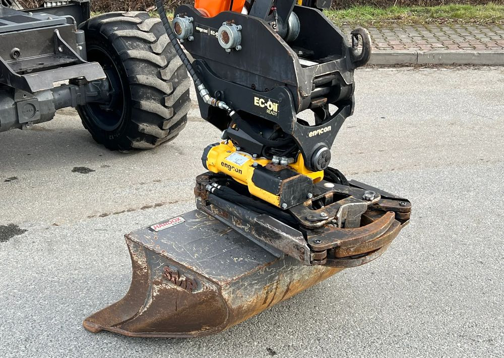 Doosan DOOSAN DX57W *ROTOTILT* 2200 Motogodzin * Jak Nowa * Sprowadzona * Stan Perfekcyjny - Excavadora de ruedas: foto 4 Doosan DOOSAN DX57W *ROTOTILT* 2200 Motogodzin * Jak Nowa * Sprowadzona * Stan Perfekcyjny - Excavadora de ruedas: foto 4