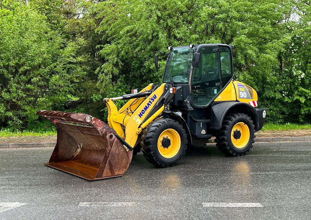 Komatsu Ładowarka KOMATSU WA 90 STAN IDEALNY - Cargadora de ruedas: foto 1 Komatsu Ładowarka KOMATSU WA 90 STAN IDEALNY - Cargadora de ruedas: foto 1