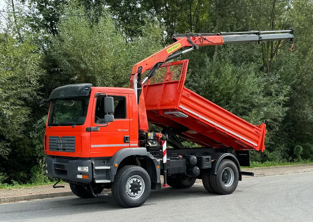 MAN * TGM 18-280 MAN 4x4 HDS Palfinger PK10500 * Kiper Wywrotka * Bardzo Dobry Stan - Camión volquete: foto 1 MAN * TGM 18-280 MAN 4x4 HDS Palfinger PK10500 * Kiper Wywrotka * Bardzo Dobry Stan - Camión volquete: foto 1