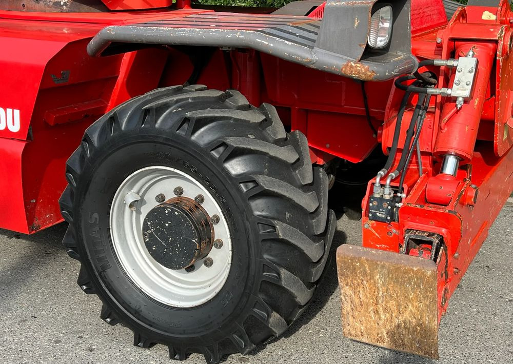 Manitou ŁADOWARKA TELESKOPOWA MANITOU MRT 2150 STAN IDEALNY - Manipulador telescópico: foto 5 Manitou ŁADOWARKA TELESKOPOWA MANITOU MRT 2150 STAN IDEALNY - Manipulador telescópico: foto 5