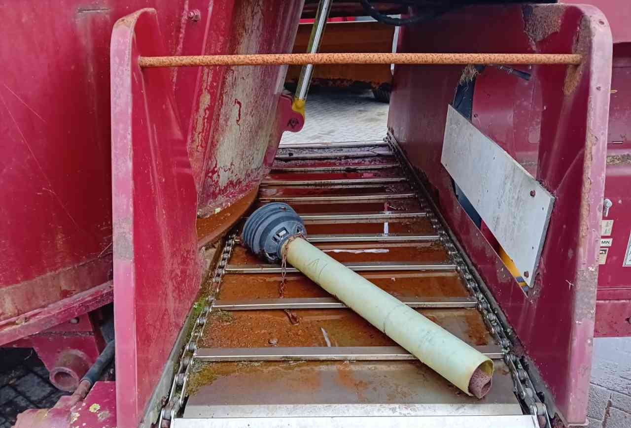 AGM W12 voermengwagen voermachines - Desensiladora: foto 5 AGM W12 voermengwagen voermachines - Desensiladora: foto 5