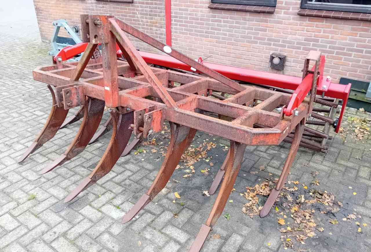 Evers Garron LT-11 vaste tand cultivator grondbewerking - Cultivador: foto 2 Evers Garron LT-11 vaste tand cultivator grondbewerking - Cultivador: foto 2
