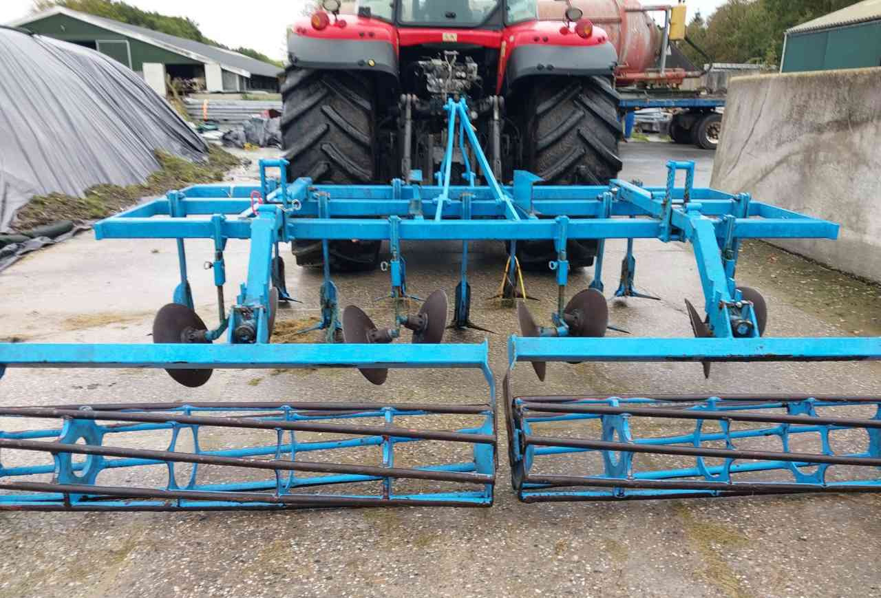 Lemken Smaragd, Cultivator, Vleugelschaar, Grondbewerking - Cultivador: foto 4 Lemken Smaragd, Cultivator, Vleugelschaar, Grondbewerking - Cultivador: foto 4