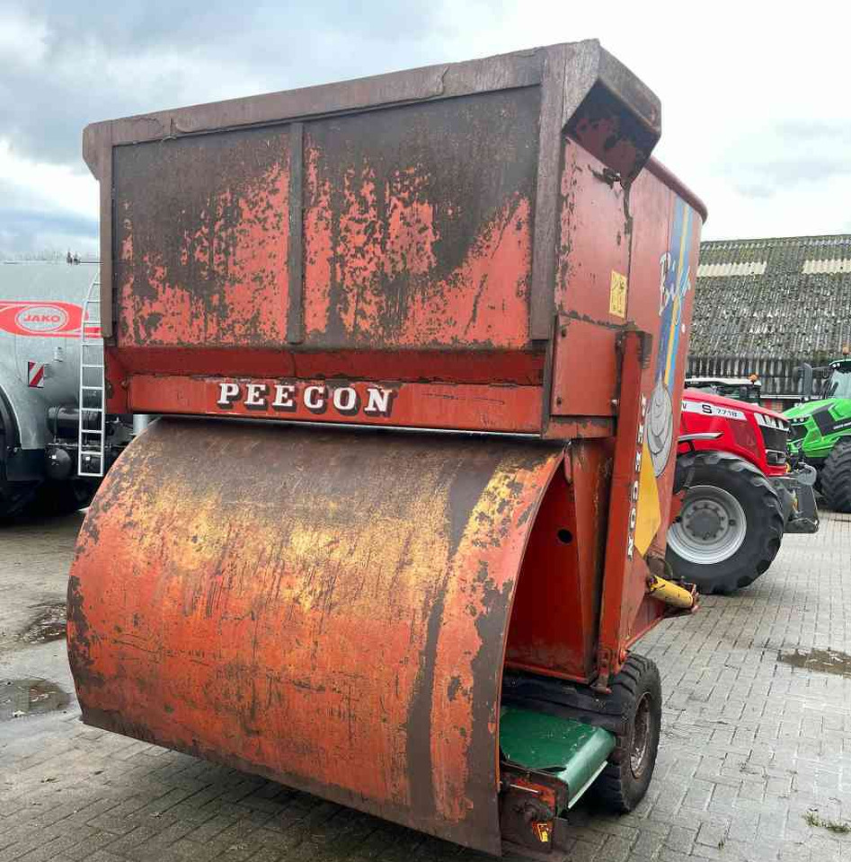 Peecon BIGA 10 voermengwagen, laadklep, voermachines - Desensiladora: foto 4 Peecon BIGA 10 voermengwagen, laadklep, voermachines - Desensiladora: foto 4