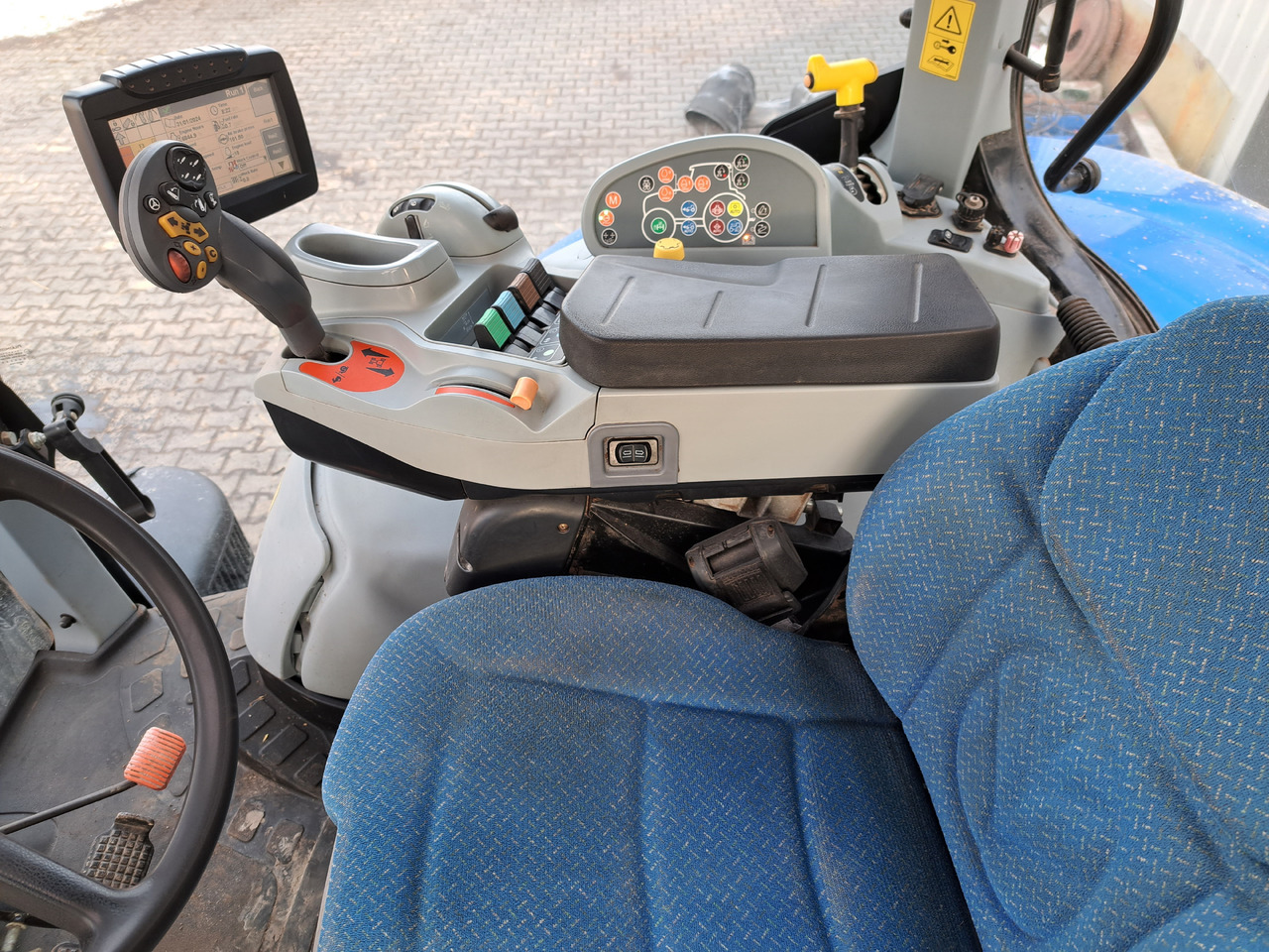 Leasing de New Holland T7 170 New Holland T7 170: foto 7