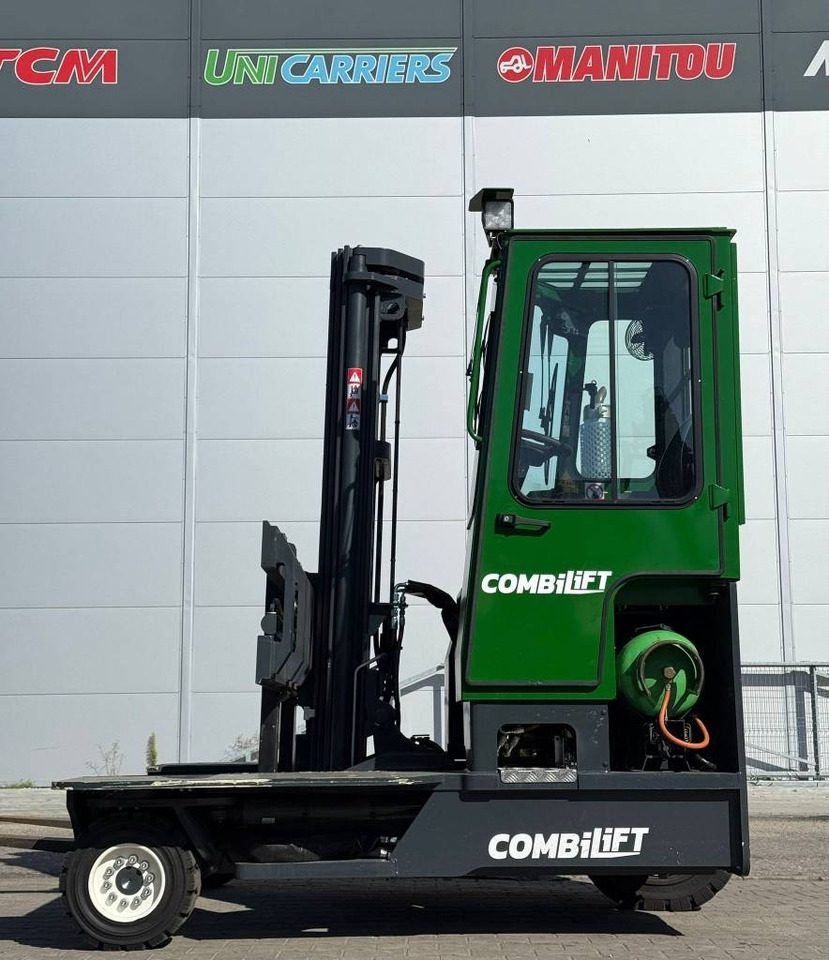 Combilift C 4000 LPG  - Carretilla de 4 vías: foto 4 Combilift C 4000 LPG  - Carretilla de 4 vías: foto 4