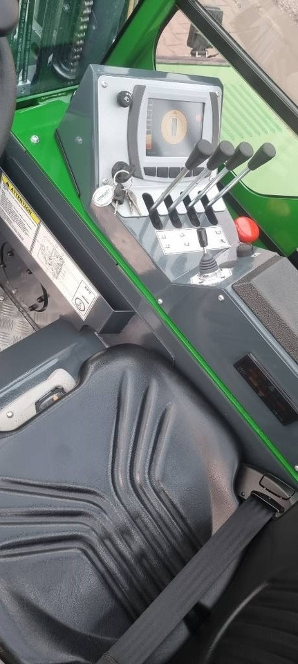 Leasing de Combilift CBE 2500 Combilift CBE 2500: foto 10 Leasing de Combilift CBE 2500 Combilift CBE 2500: foto 10