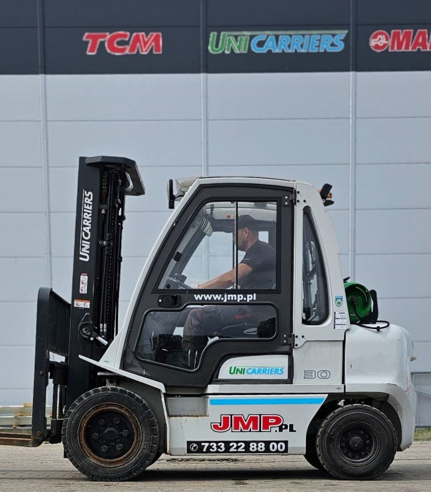 Carretilla elevadora de gas UniCarriers UG1D2A30LQ DX30: foto 6 Carretilla elevadora de gas UniCarriers UG1D2A30LQ DX30: foto 6