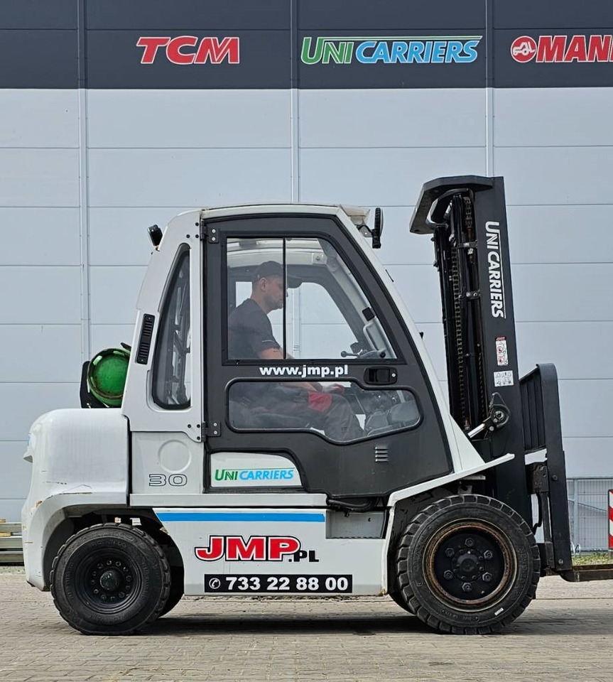 UniCarriers UG1D2A30LQ DX30 - Carretilla elevadora de gas: foto 2 UniCarriers UG1D2A30LQ DX30 - Carretilla elevadora de gas: foto 2