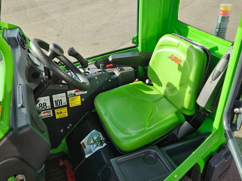 Minicargadora de cadenas Avant 528: foto 20