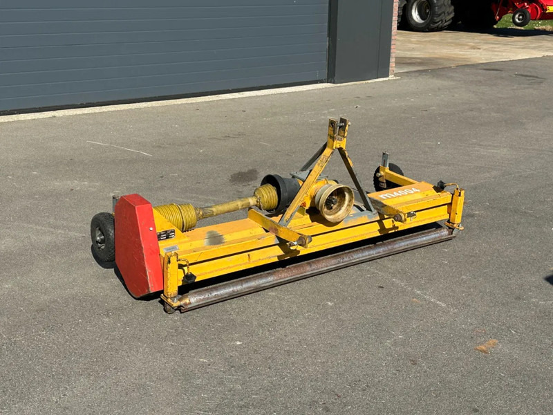 Diversen Verticuteermachine M4004 - Motoazada: foto 1 Diversen Verticuteermachine M4004 - Motoazada: foto 1