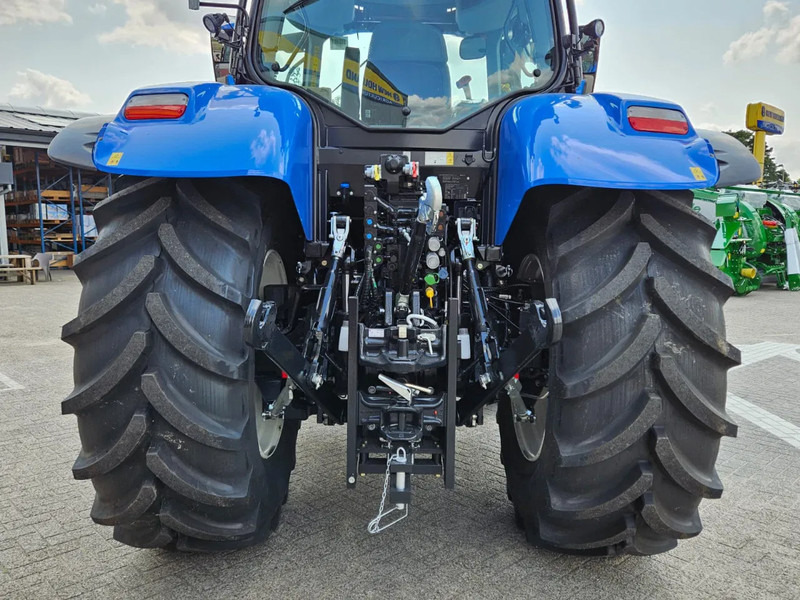 Tractor New Holland T7.210 Range command 50 km/h: foto 11 Tractor New Holland T7.210 Range command 50 km/h: foto 11