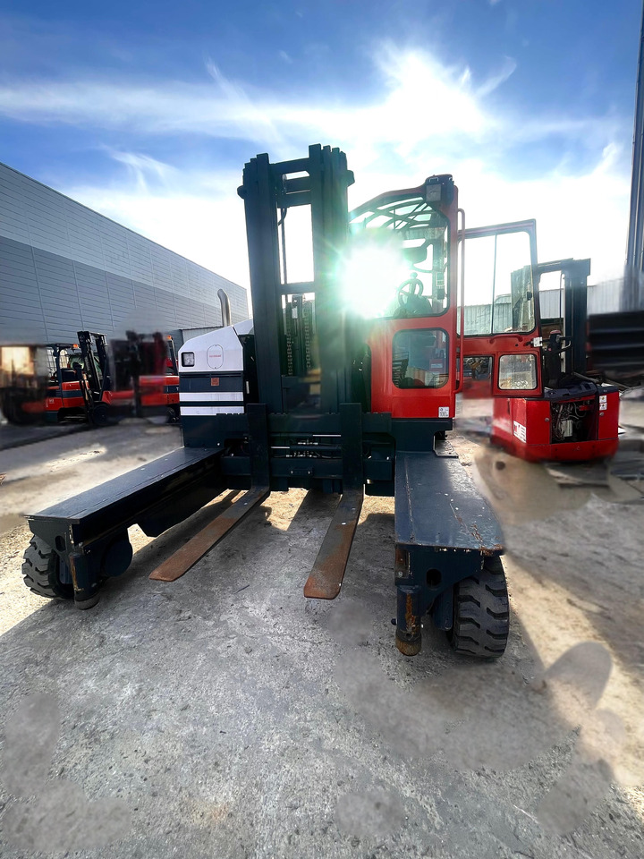 AMLIFT COMBI 40.60 - Carretilla de carga lateral: foto 1 AMLIFT COMBI 40.60 - Carretilla de carga lateral: foto 1