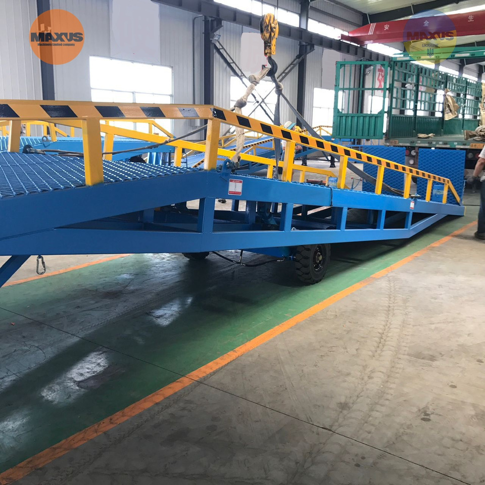 Maxus Mobilna Rampa załadunkowa 10ton/NEW mobile loading ramp with a capacity of 10 tons/NEUE mobile Ladebühne mit einer Kapazität von 10 Tonnen/Rampă mobilă de încărcare nouă cu capacitate de 10 tone/Maxus - Rampa de carga: foto 1 Maxus Mobilna Rampa załadunkowa 10ton/NEW mobile loading ramp with a capacity of 10 tons/NEUE mobile Ladebühne mit einer Kapazität von 10 Tonnen/Rampă mobilă de încărcare nouă cu capacitate de 10 tone/Maxus - Rampa de carga: foto 1