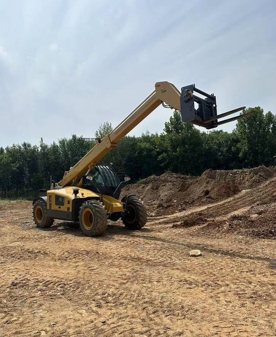 NEW MAXUS Telehandler Warranty НОВИЙ MAXUS Телескопічний навантажувач Гарантія NOWY MAXUS ładowarka teleskopowa widłowy Gwarancja - Manipulador telescópico: foto 2 NEW MAXUS Telehandler Warranty НОВИЙ MAXUS Телескопічний навантажувач Гарантія NOWY MAXUS ładowarka teleskopowa widłowy Gwarancja - Manipulador telescópico: foto 2
