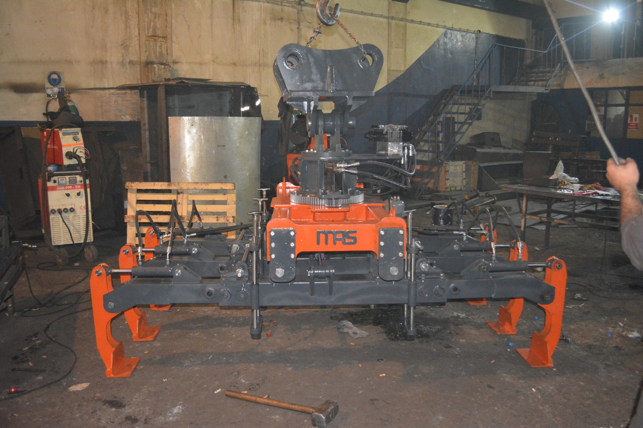 Railway attachment - Pinza de manipulación para Maquinaria de construcción: foto 5 Railway attachment - Pinza de manipulación para Maquinaria de construcción: foto 5