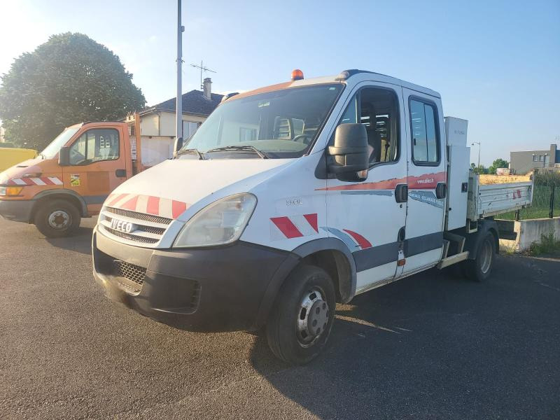 Iveco 35C12 - Furgoneta basculante: foto 4 Iveco 35C12 - Furgoneta basculante: foto 4