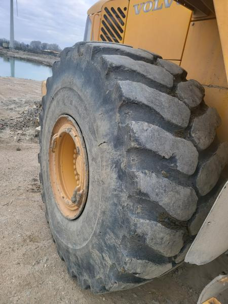 Cargadora de ruedas Volvo L 220 E: foto 23
