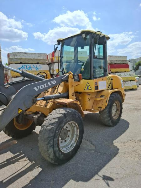 Volvo L 30 B - Cargadora de ruedas: foto 2 Volvo L 30 B - Cargadora de ruedas: foto 2
