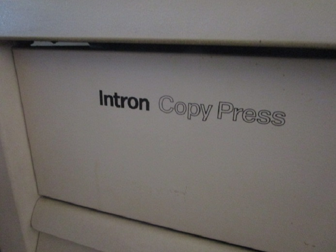 PNEUMATISCHE TRANSFERPRESSEN – HITZEPRESSE FÜR T-SHIRT DRUCK –  INTRON COPY PRESS 300 220 070 - Máquina de impresión: foto 3 PNEUMATISCHE TRANSFERPRESSEN – HITZEPRESSE FÜR T-SHIRT DRUCK –  INTRON COPY PRESS 300 220 070 - Máquina de impresión: foto 3