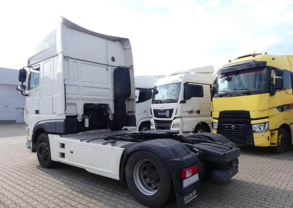DAF 106 480 KM AUTOMAT / KLIMA POSTOJOWA / FULL SPOJLER / 2020 ROK !! - Cabeza tractora: foto 4 DAF 106 480 KM AUTOMAT / KLIMA POSTOJOWA / FULL SPOJLER / 2020 ROK !! - Cabeza tractora: foto 4