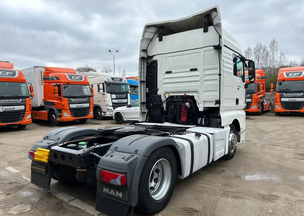 MAN TGX 18.440 KM / AUTOMAT / 2 ZBIORNIKI / EURO 6 / 2014 ROK !! - Cabeza tractora: foto 5 MAN TGX 18.440 KM / AUTOMAT / 2 ZBIORNIKI / EURO 6 / 2014 ROK !! - Cabeza tractora: foto 5