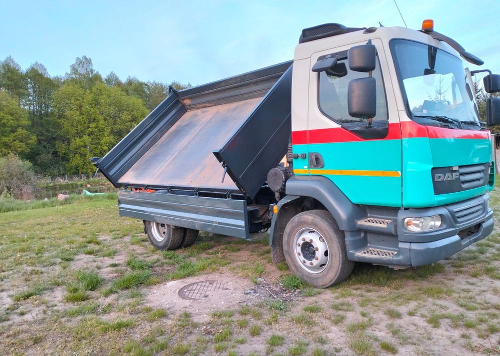DAF LF 55.220 - Camión volquete: foto 5 DAF LF 55.220 - Camión volquete: foto 5