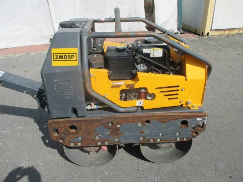 Altrad TDX650A - Rodillo: foto 1 Altrad TDX650A - Rodillo: foto 1
