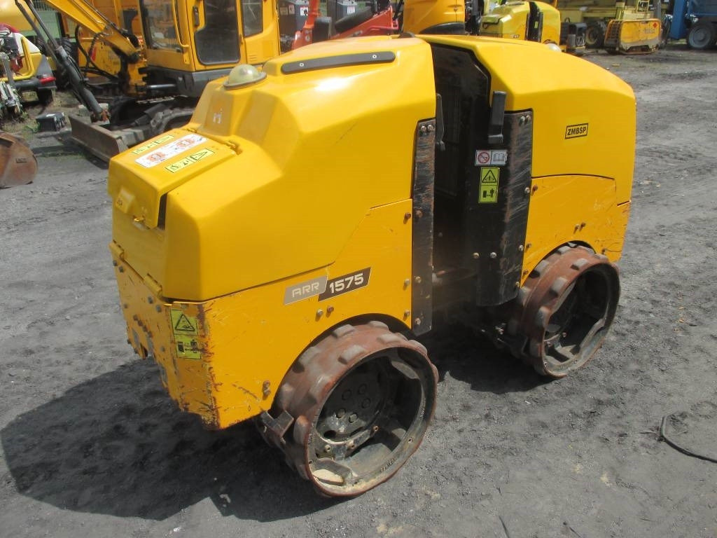 Ammann ARR 1575 - Apisonadora de asfalto: foto 2 Ammann ARR 1575 - Apisonadora de asfalto: foto 2