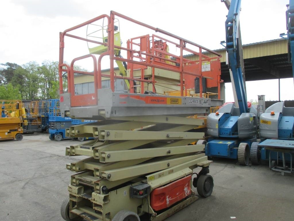 Plataforma de tijeras JLG 3246 ES: foto 6