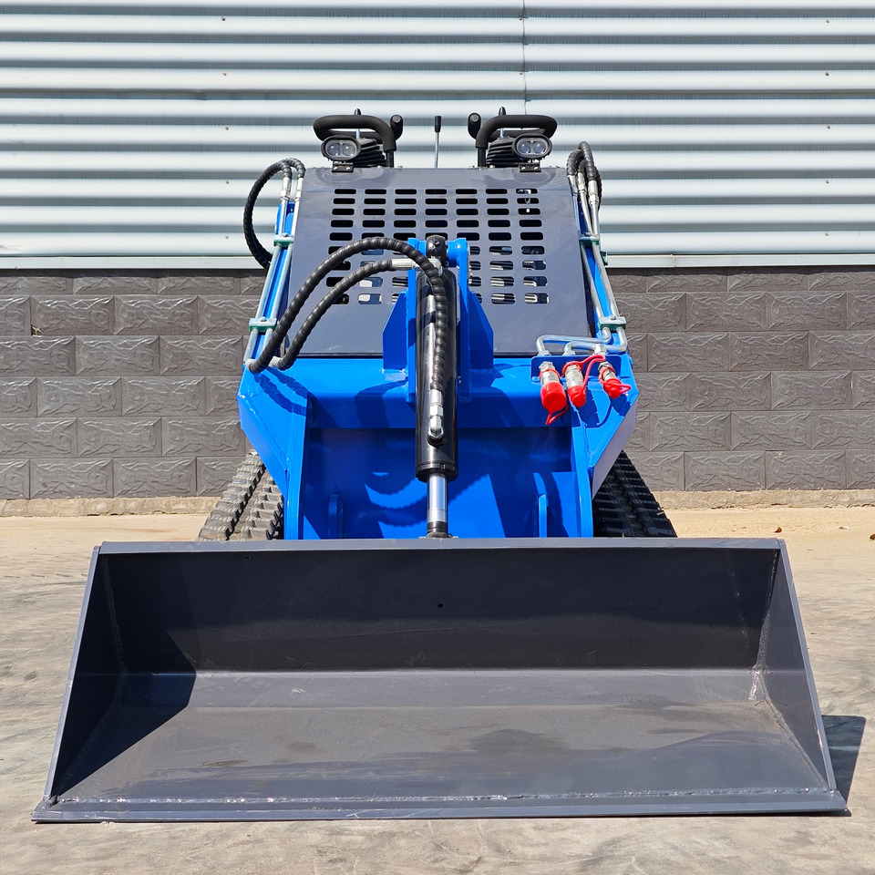 LEZUM LA380 Mini Skid Steer Loader Compact Track Diesel Cheap Mini Skid Steer Loader For Sale With Mini Skid Steer Attachments 4 In 1 Bucket - Minicargadora: foto 5 LEZUM LA380 Mini Skid Steer Loader Compact Track Diesel Cheap Mini Skid Steer Loader For Sale With Mini Skid Steer Attachments 4 In 1 Bucket - Minicargadora: foto 5