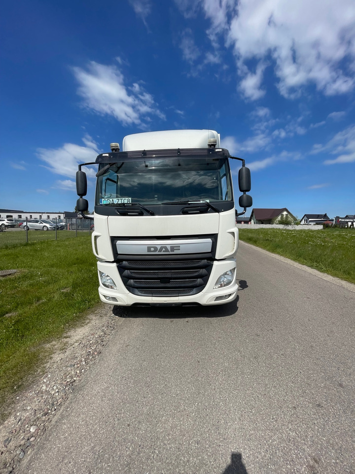 DAF CF440 FAK - Camión isotérmico: foto 3 DAF CF440 FAK - Camión isotérmico: foto 3