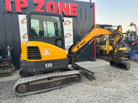 Bobcat E35 Cabine à 22500 € HT - Miniexcavadora: foto 5 Bobcat E35 Cabine à 22500 € HT - Miniexcavadora: foto 5