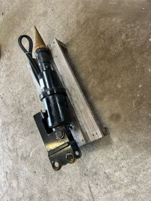 Astilladora de leña Fendeuse à bois pour minipelle: foto 6 Astilladora de leña Fendeuse à bois pour minipelle: foto 6