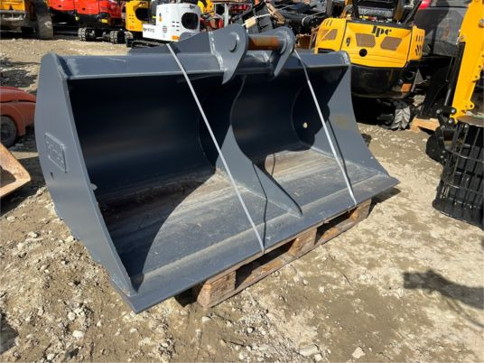 Godet 1M80 - axe 65 mm - Cazo: foto 2 Godet 1M80 - axe 65 mm - Cazo: foto 2