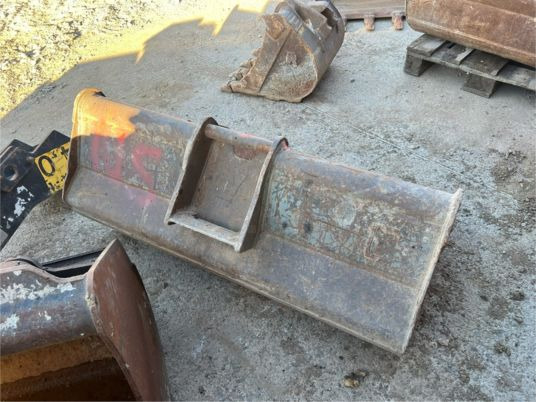 Godet de curage Mbi AR50 - Cazo: foto 4 Godet de curage Mbi AR50 - Cazo: foto 4