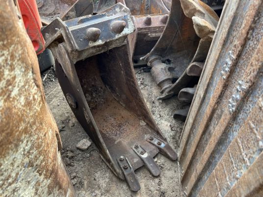 Godet de tranchée attache Volvo EC55 - Cazo para excavadora: foto 1 Godet de tranchée attache Volvo EC55 - Cazo para excavadora: foto 1