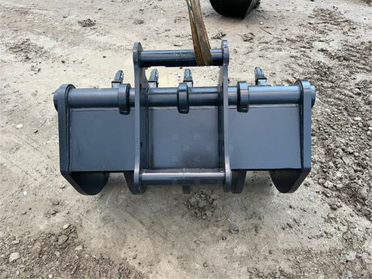 Cazo Godet fleco pour pelle de 7T à 12T: foto 10 Cazo Godet fleco pour pelle de 7T à 12T: foto 10