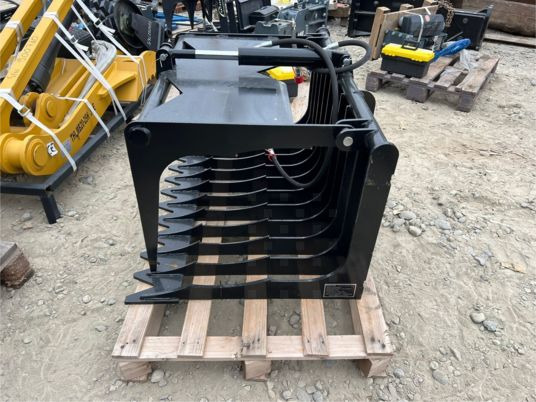 Godet grappin pour minichargeur - Cazo: foto 4 Godet grappin pour minichargeur - Cazo: foto 4