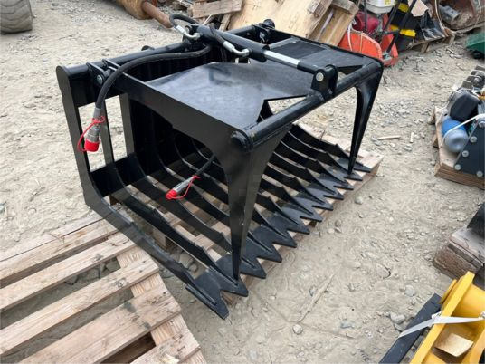 Godet grappin pour minichargeur - Cazo: foto 3 Godet grappin pour minichargeur - Cazo: foto 3