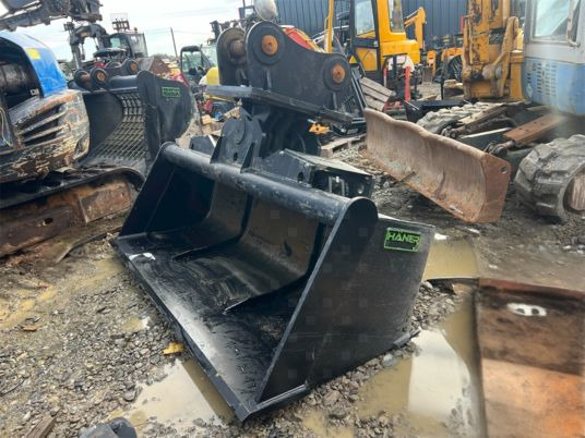 Godet inclinable pour pelle - axe 95 mm - Cazo: foto 2 Godet inclinable pour pelle - axe 95 mm - Cazo: foto 2