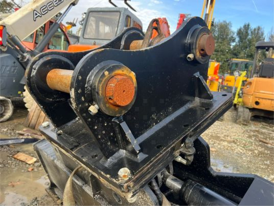 Godet inclinable pour pelle - axe 95 mm - Cazo: foto 5 Godet inclinable pour pelle - axe 95 mm - Cazo: foto 5