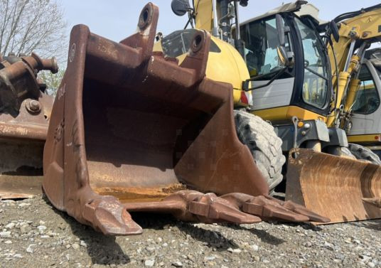 Godet pour pelle Volvo - Cazo para excavadora: foto 4 Godet pour pelle Volvo - Cazo para excavadora: foto 4