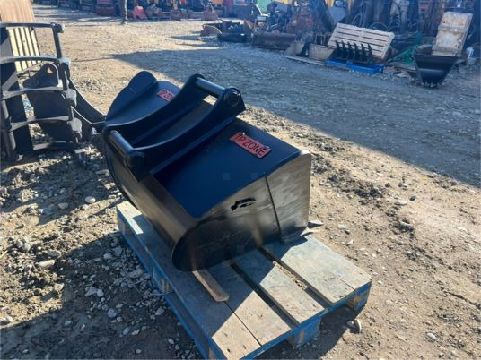 Godet trapèze - volvo s50 - Cazo para excavadora: foto 4 Godet trapèze - volvo s50 - Cazo para excavadora: foto 4