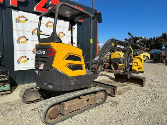 Volvo ECR25D à 23900 euros HT - Miniexcavadora: foto 3 Volvo ECR25D à 23900 euros HT - Miniexcavadora: foto 3