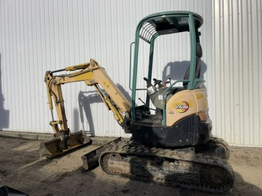 Yanmar VIO25-4 Canopy - Miniexcavadora: foto 4 Yanmar VIO25-4 Canopy - Miniexcavadora: foto 4