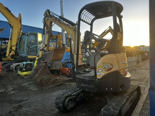 Yanmar VIO25-4 Canopy - Miniexcavadora: foto 2 Yanmar VIO25-4 Canopy - Miniexcavadora: foto 2